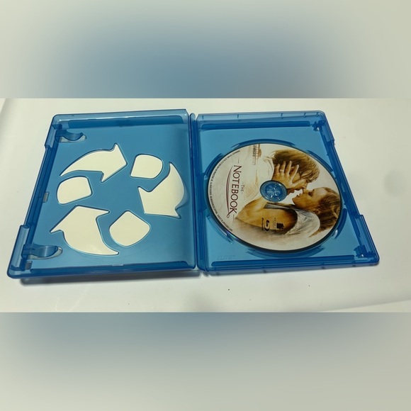 The Notebook, Blu-ray disc the 2004 romantic drama film - Picture 2 of 3